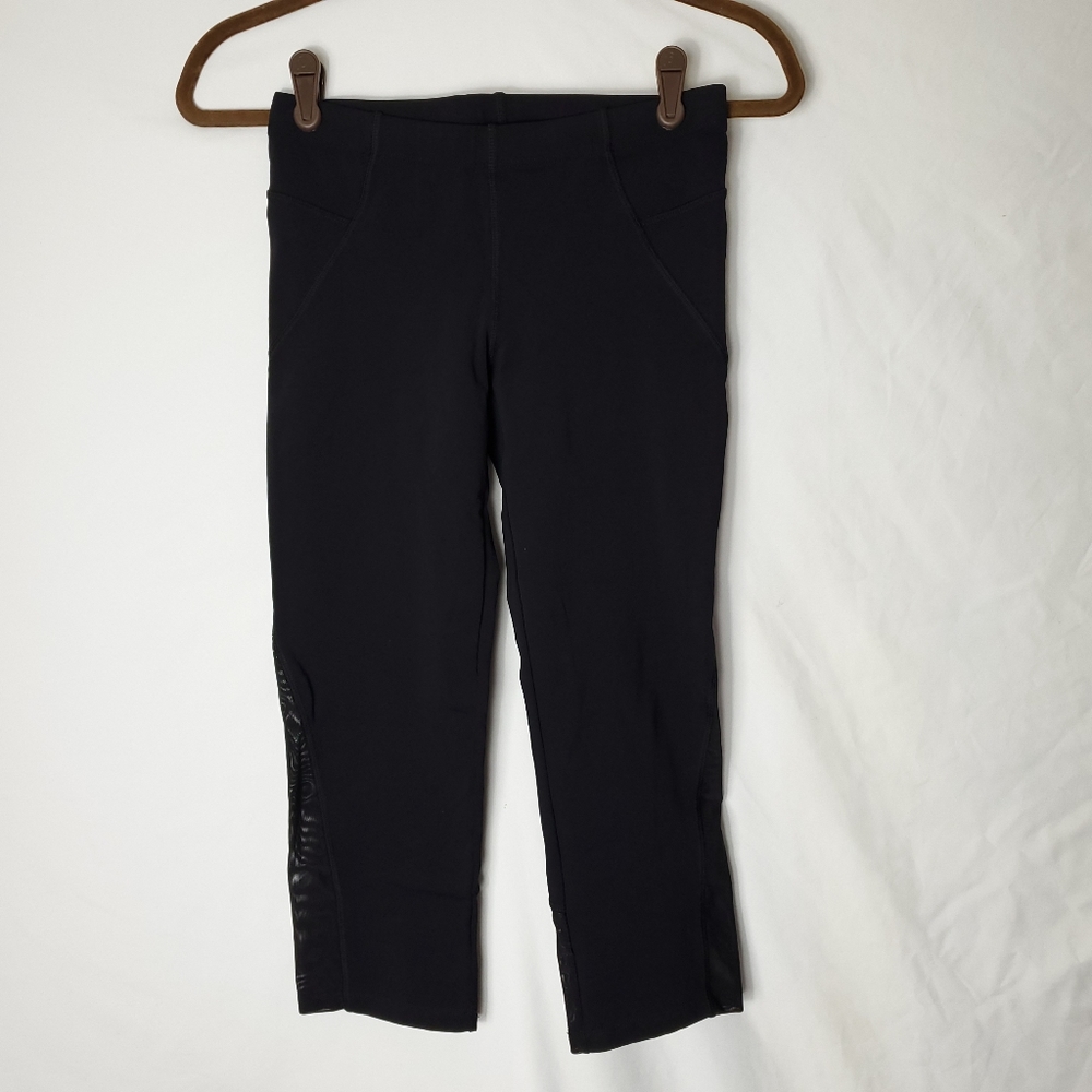 Theory 38 Black Fitness Workout Mesh Panel Capris Size XS